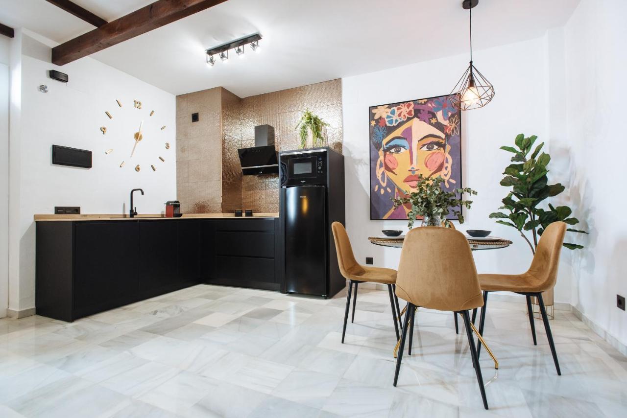 Requena Suite Apartment Sevilla Exterior foto